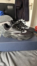Dior B22 Black Trainers - UK